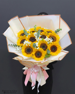 Bó hướng dương chúc mừng-HT44