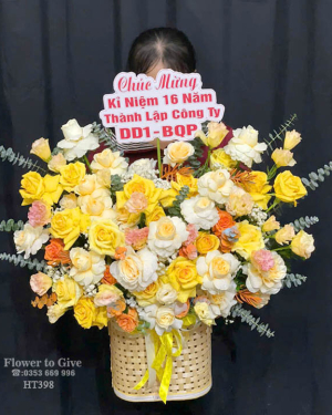 GIỏ hồng vàng tặng ba mẹ-HT398
